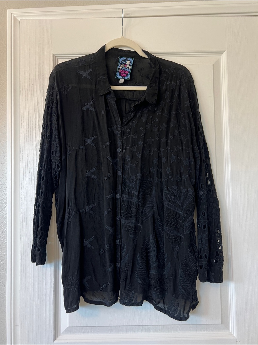 Johnny Was Black Embroidered Star Button-Up size Large